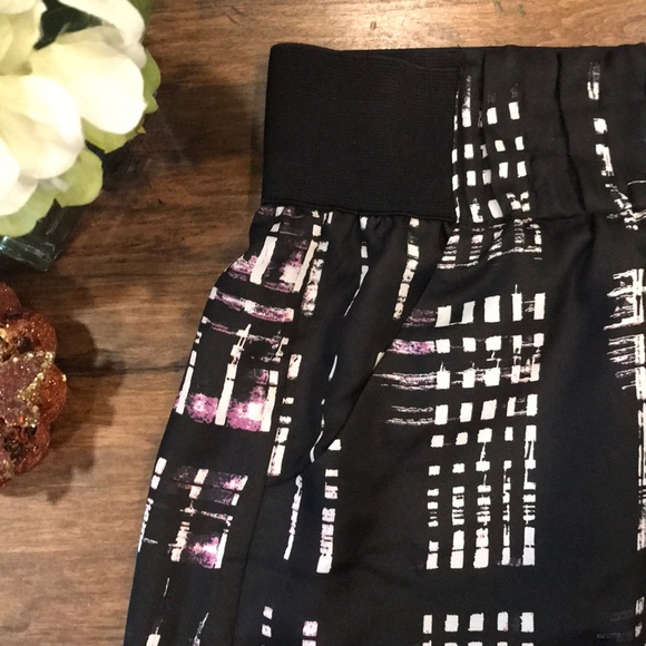 Banana Republic Skirt! 💜 - Picture 3 of 7